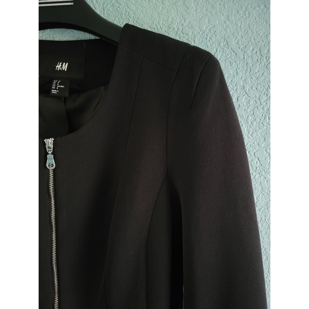 H&M | Zip-Up Collarless Blazer Jacket - Picture 4 of 10